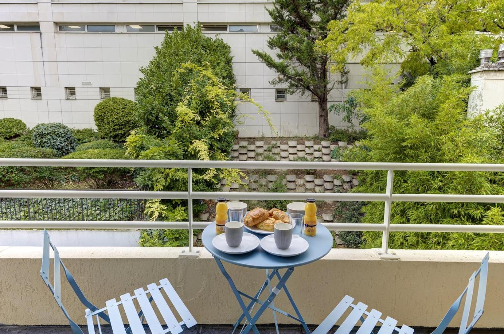 322 Suite Fes - Superb Apartment Suresnes Exterior photo